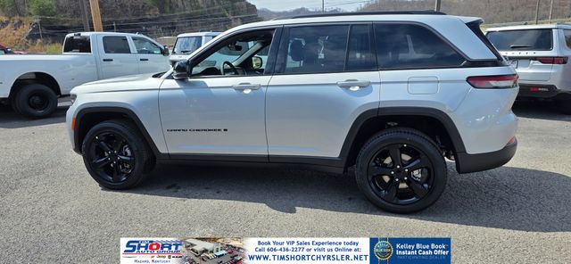 New 2026 Jeep Grand Cherokee Limited w/ Limited Altitude Package AWD/4WD image 6