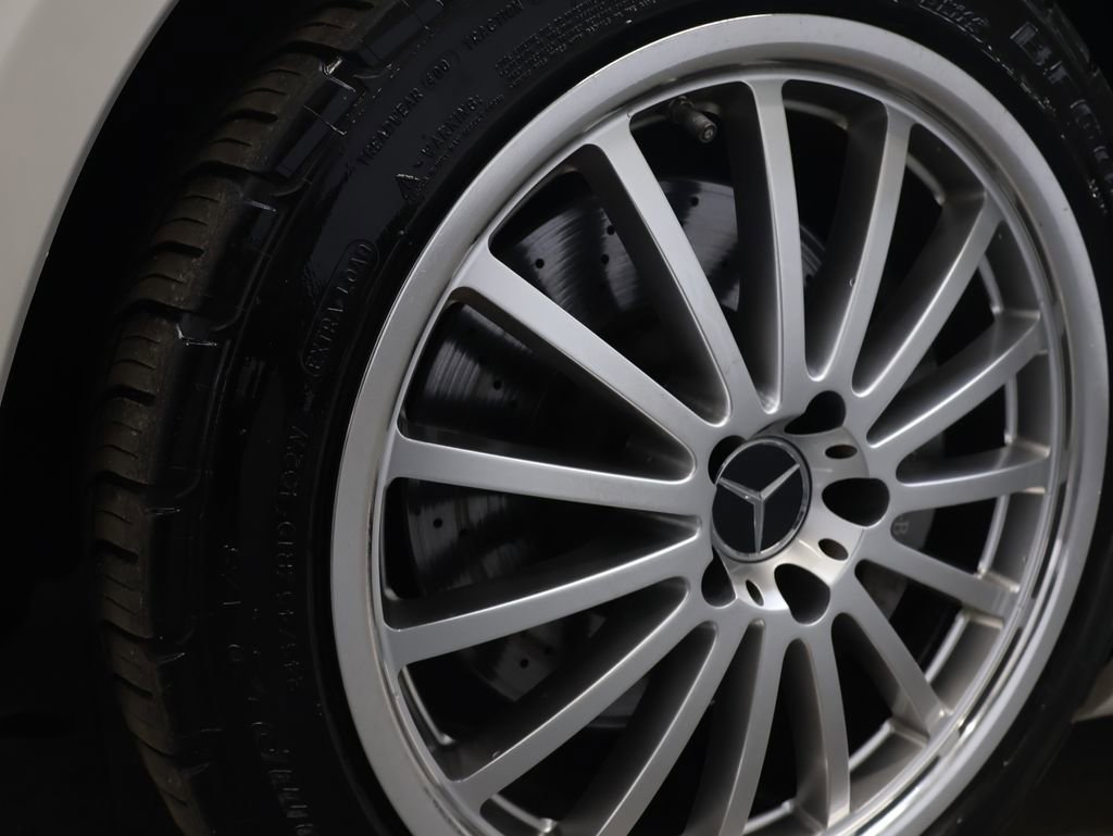 Used 2016 Mercedes-Benz S 550 4MATIC Sedan w/ Sport Package image 43