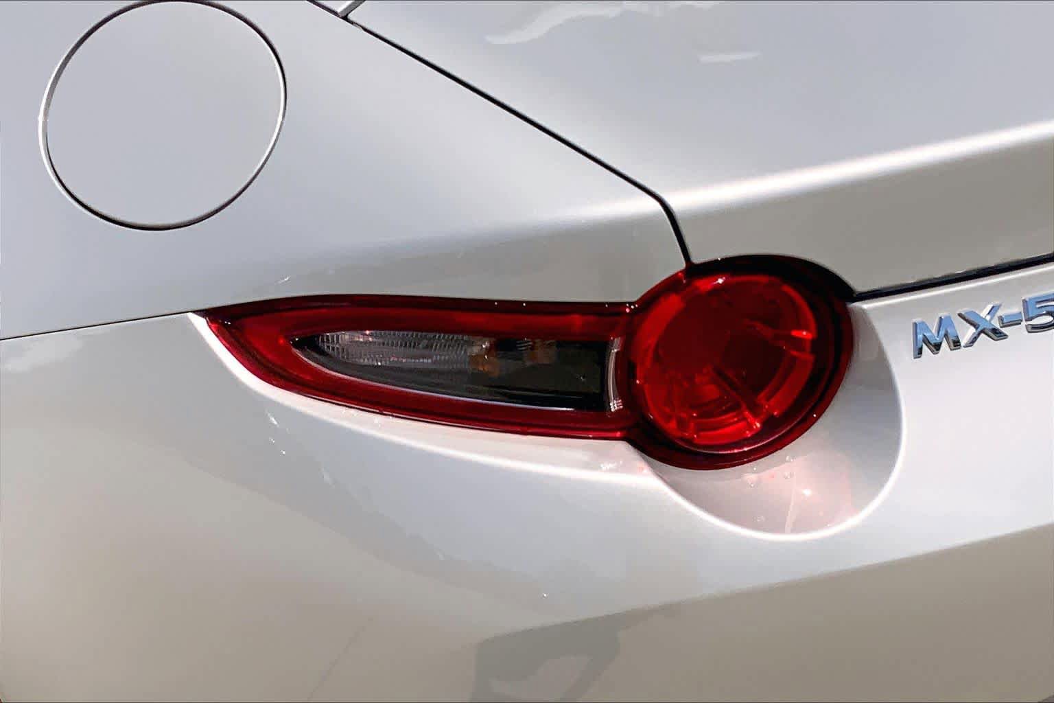 Used 2023 MAZDA MX-5 Miata Grand Touring w/ Weather Package RWD image 24