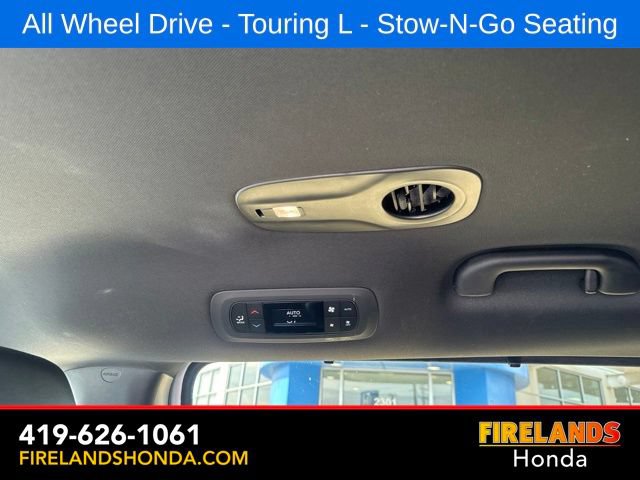 Used 2023 Chrysler Pacifica Touring-L w/ S Appearance Package AWD/4WD image 30