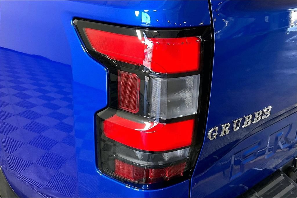 Used 2024 Nissan Frontier SL w/ Technology Package RWD image 40