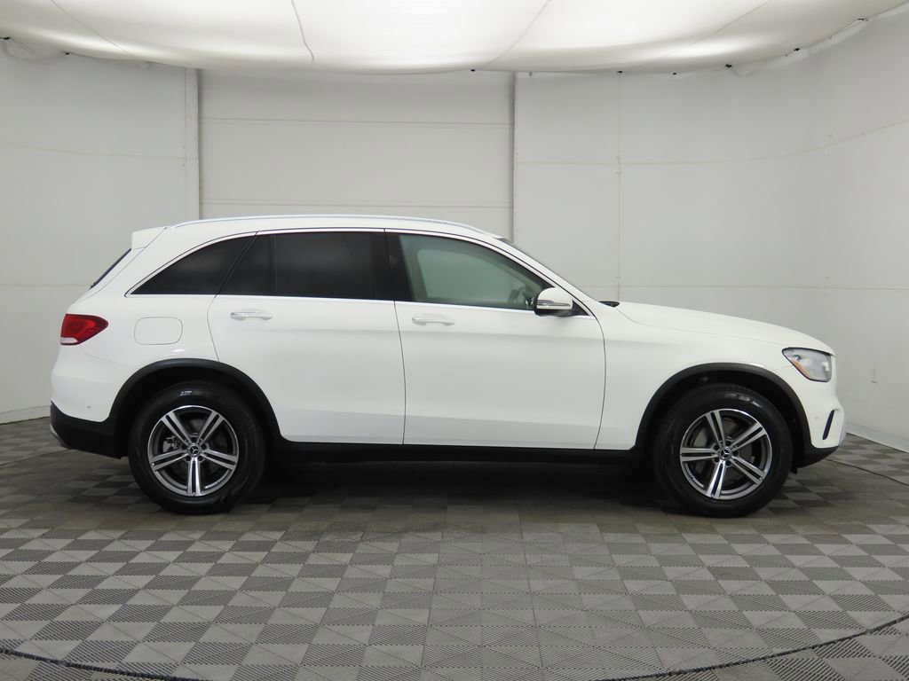 Used 2021 Mercedes-Benz GLC 300 4MATIC image 4