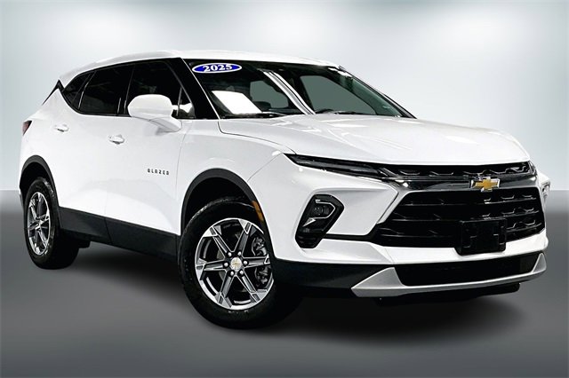 Used 2025 Chevrolet Blazer LT