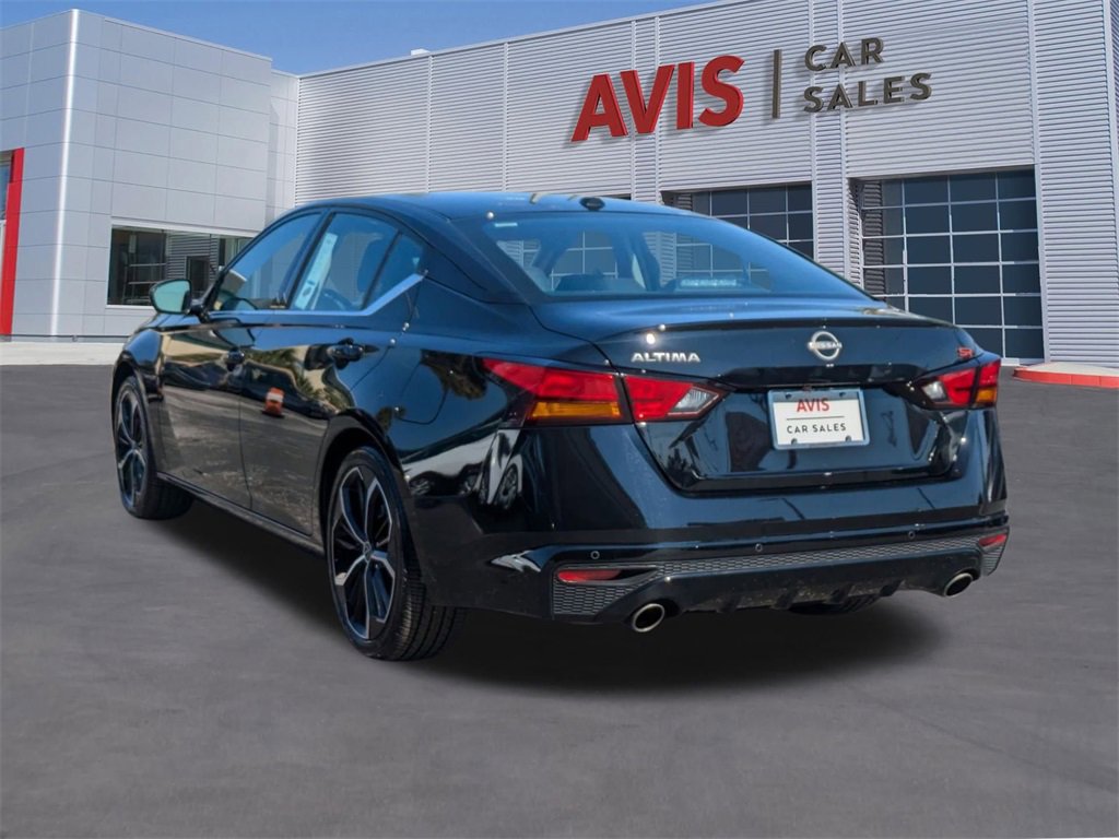 Used 2025 Nissan Altima 2.5 SR image 9