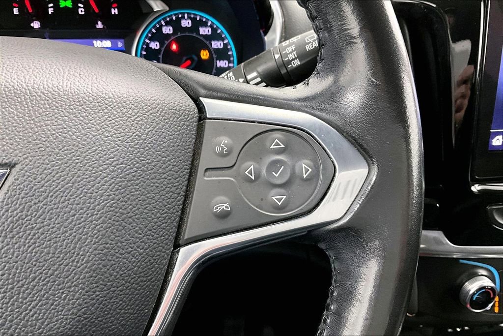 Used 2021 Chevrolet Traverse LT image 24