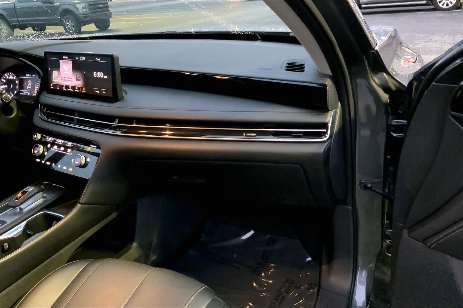 Used 2024 INFINITI QX60 Pure FWD image 18