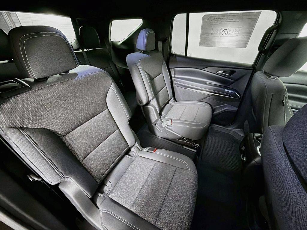 New 2026 Chevrolet Traverse LT w/ LPO, Floor Liner Package AWD/4WD image 28