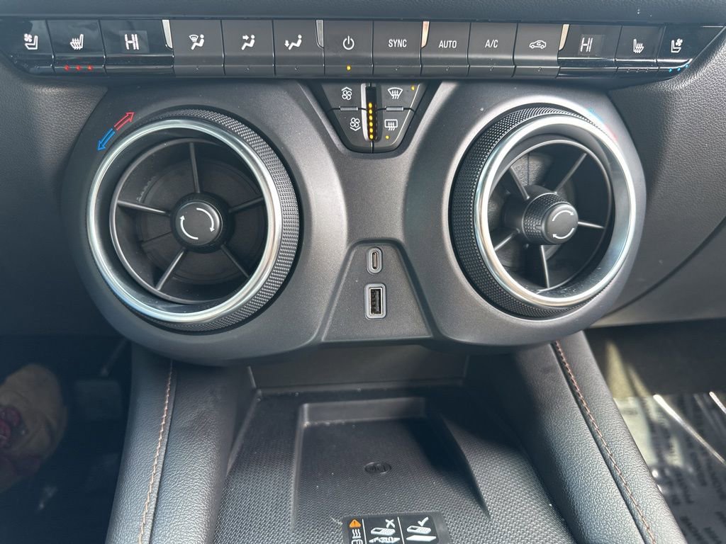 Used 2022 Chevrolet Blazer Premier w/ Enhanced Convenience Package AWD/4WD image 53