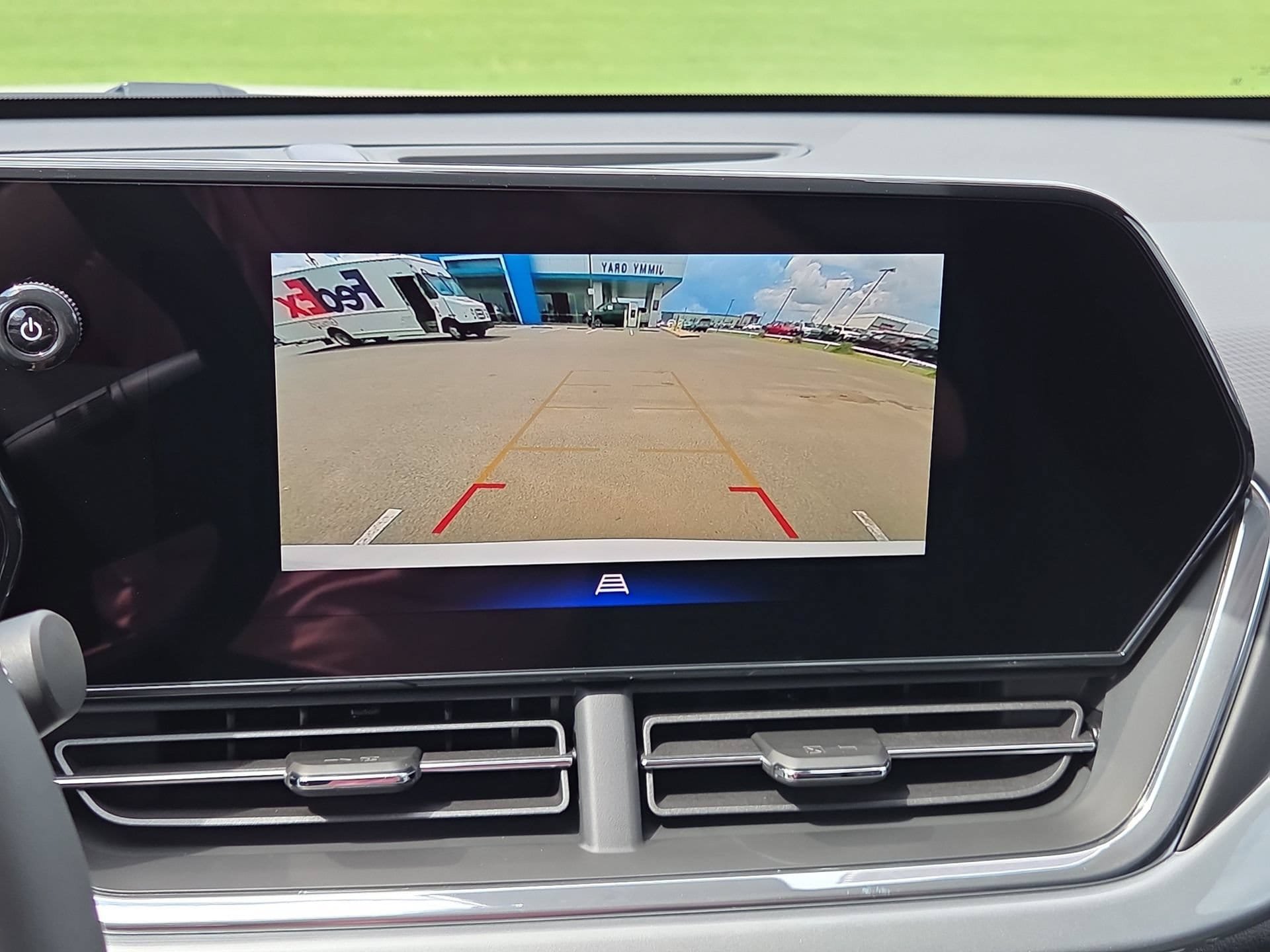 New 2026 Chevrolet Trax LT w/ Driver Confidence Package FWD image 23