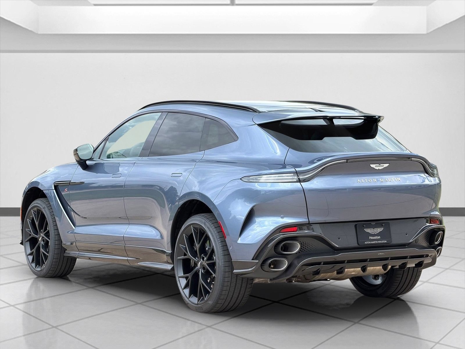 New 2026 Aston Martin DBX S AWD/4WD image 2