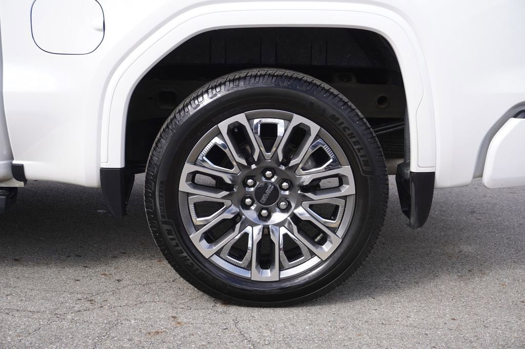 Used 2024 GMC Sierra 1500 Denali Ultimate AWD/4WD image 11