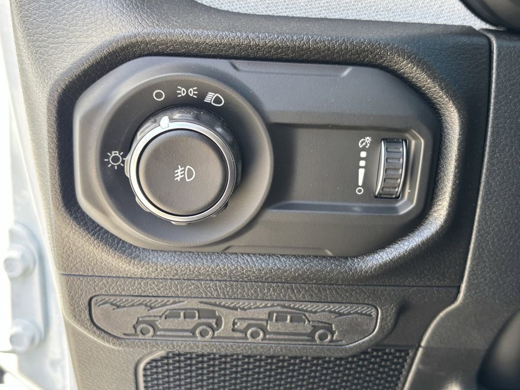 Used 2026 Jeep Wrangler Unlimited Sport AWD/4WD image 19