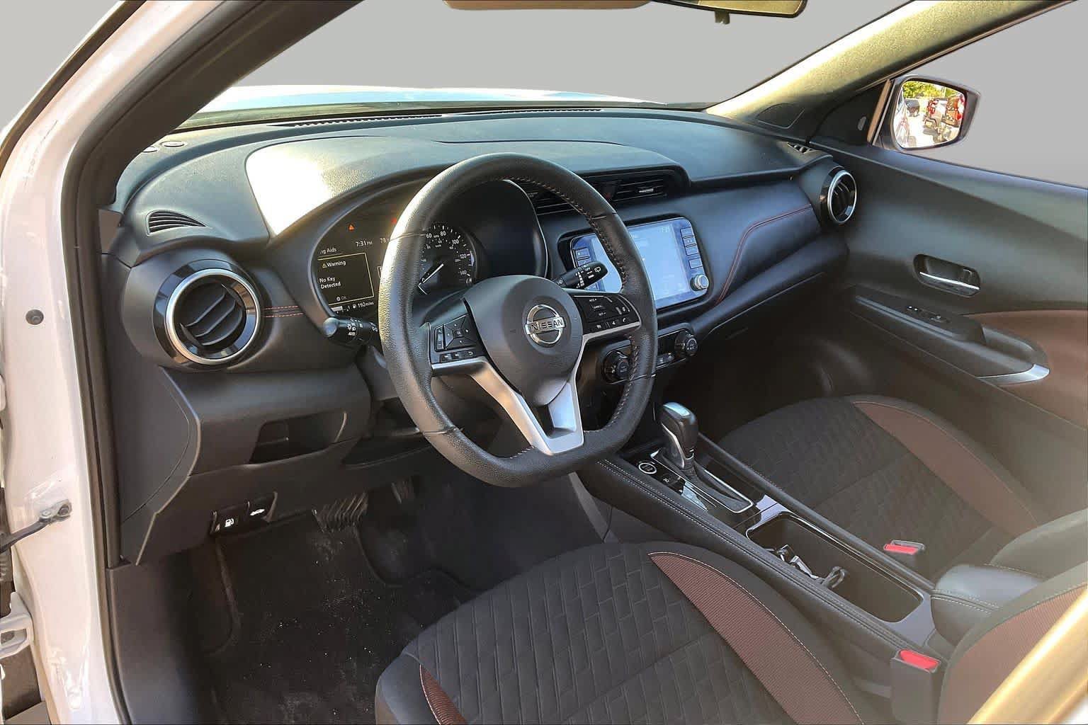 Used 2021 Nissan Kicks SR FWD image 14