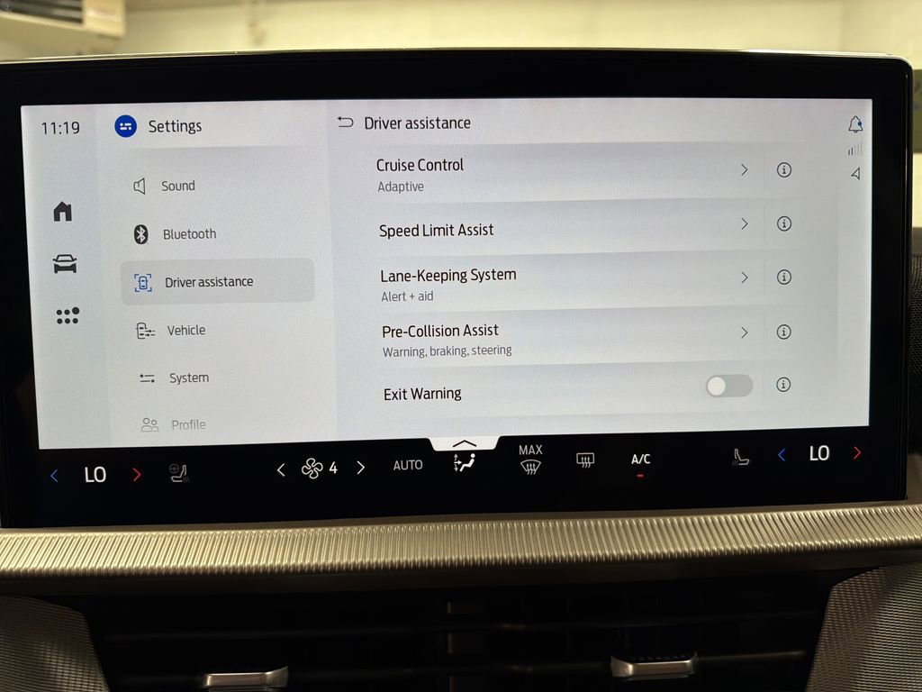 New 2026 Ford Explorer Active RWD image 26