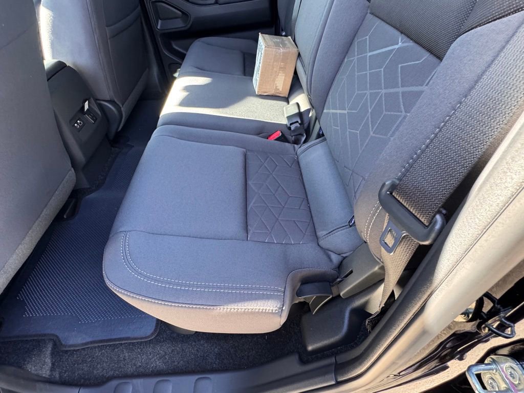 New 2026 Nissan Frontier SV w/ SV Convenience Package image 12