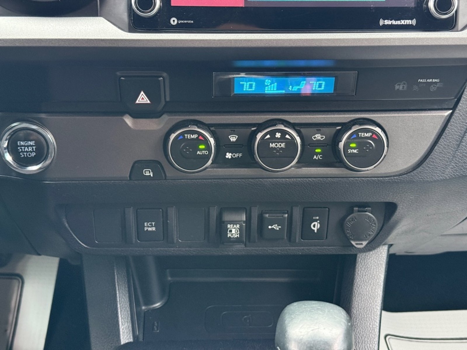 Used 2022 Toyota Tacoma TRD Off-Road RWD image 15