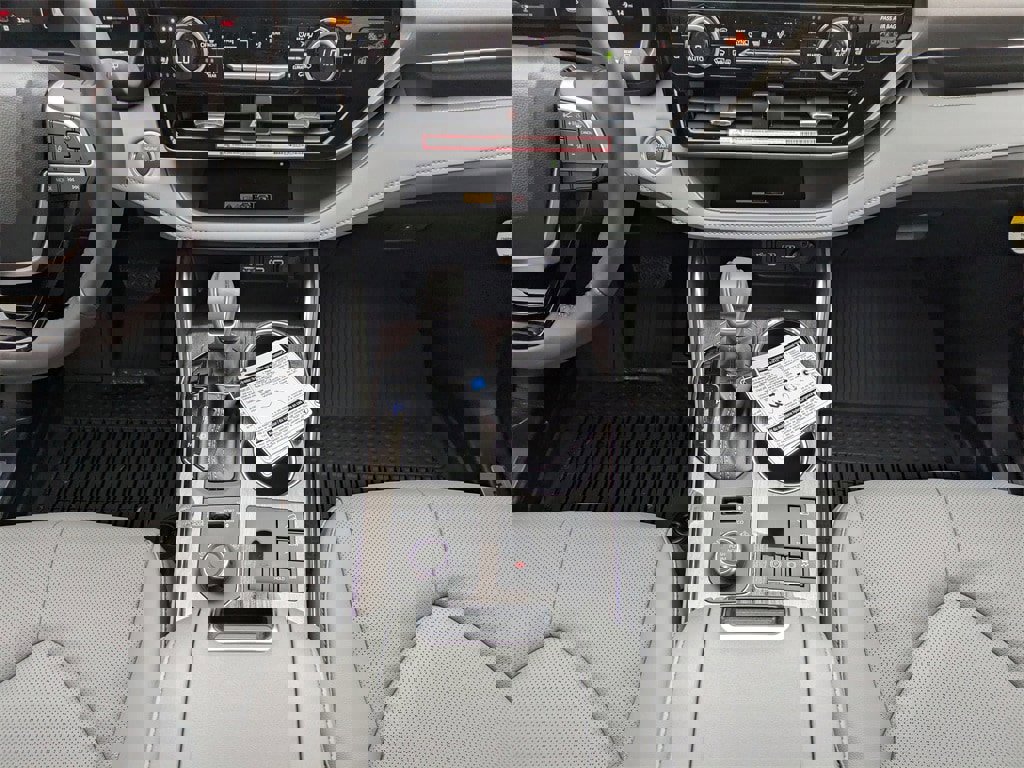New 2026 Toyota Highlander Limited image 21