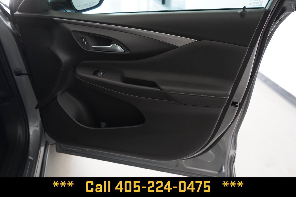 Used 2025 Buick Envista Avenir FWD image 20