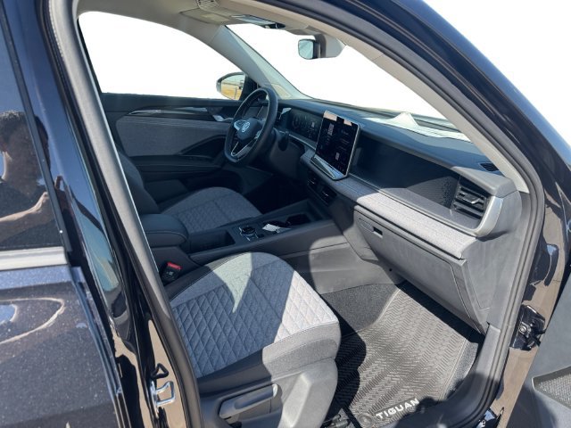 New 2026 Volkswagen Tiguan S FWD image 14