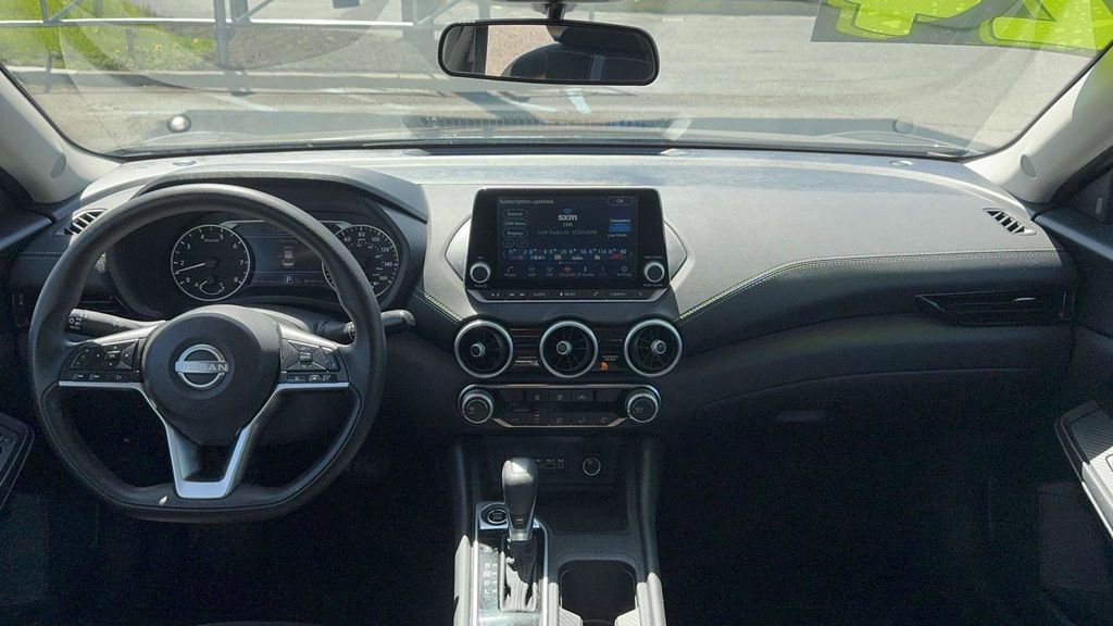 Used 2024 Nissan Sentra SV FWD image 29