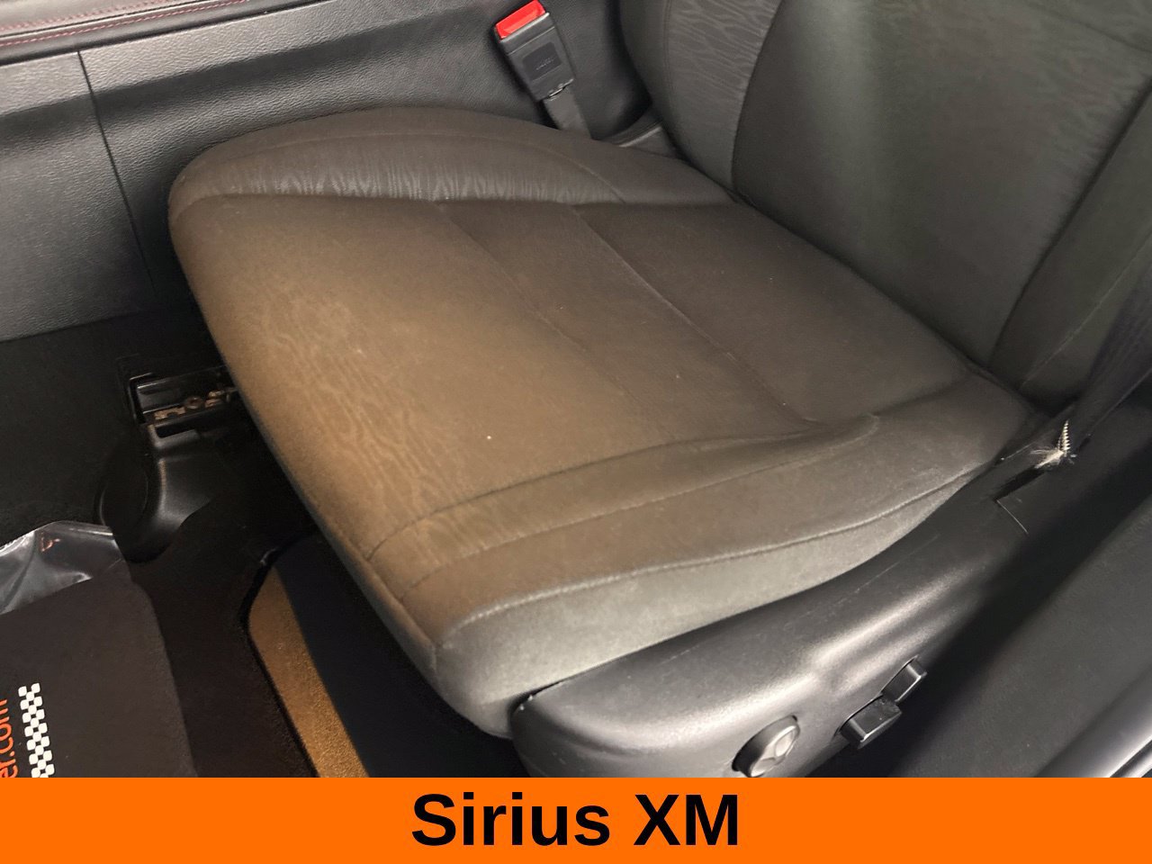 Used 2025 Dodge Durango GT AWD/4WD image 12