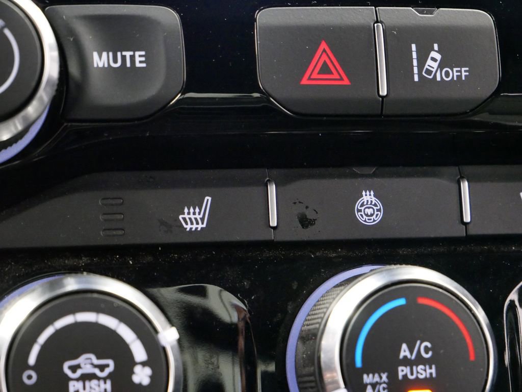 Certified 2025 RAM 1500 Big Horn image 34