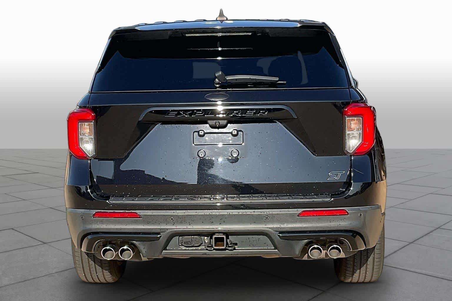 Used 2022 Ford Explorer ST w/ Equipment Group 401A AWD/4WD image 6