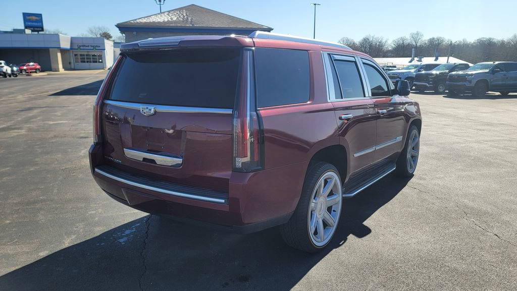 Used 2016 Cadillac Escalade Luxury image 7