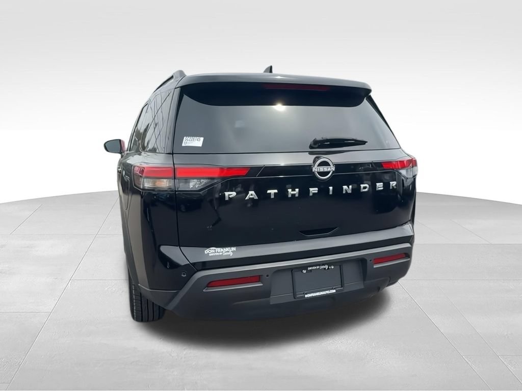Used 2025 Nissan Pathfinder SV FWD image 7