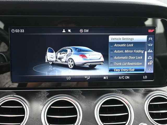 Used 2018 Mercedes-Benz E 300 E 300 image 16