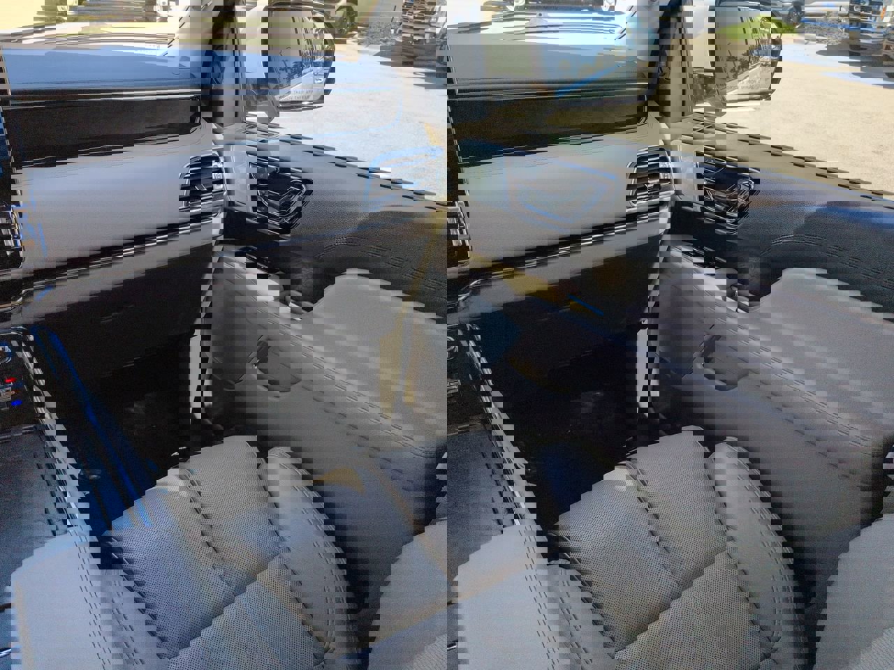 Certified 2023 Lincoln Navigator L Reserve image 18