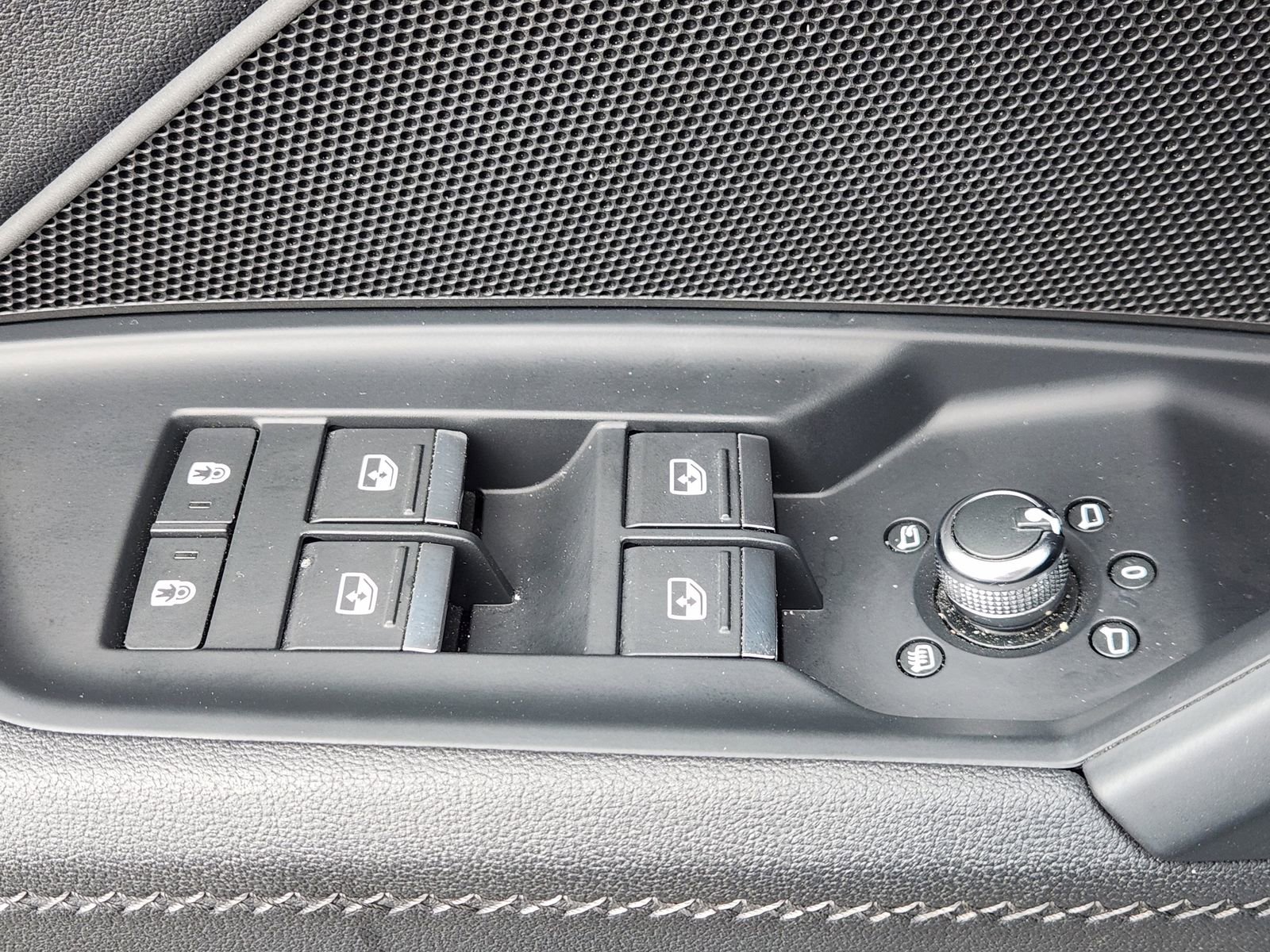 Used 2024 Audi A3 2.0T Premium FWD image 28