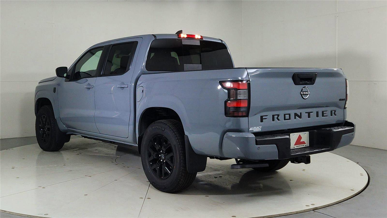 New 2026 Nissan Frontier SV w/ Tow Package image 5