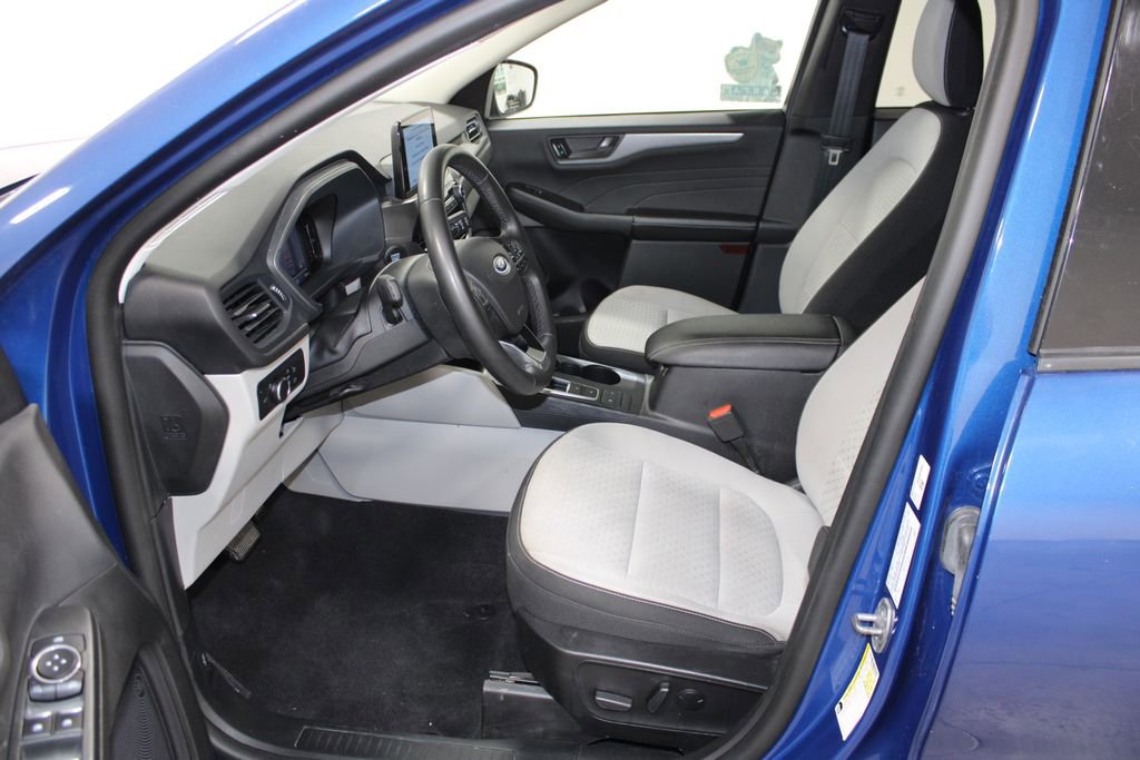 Used 2023 Ford Escape Active image 21
