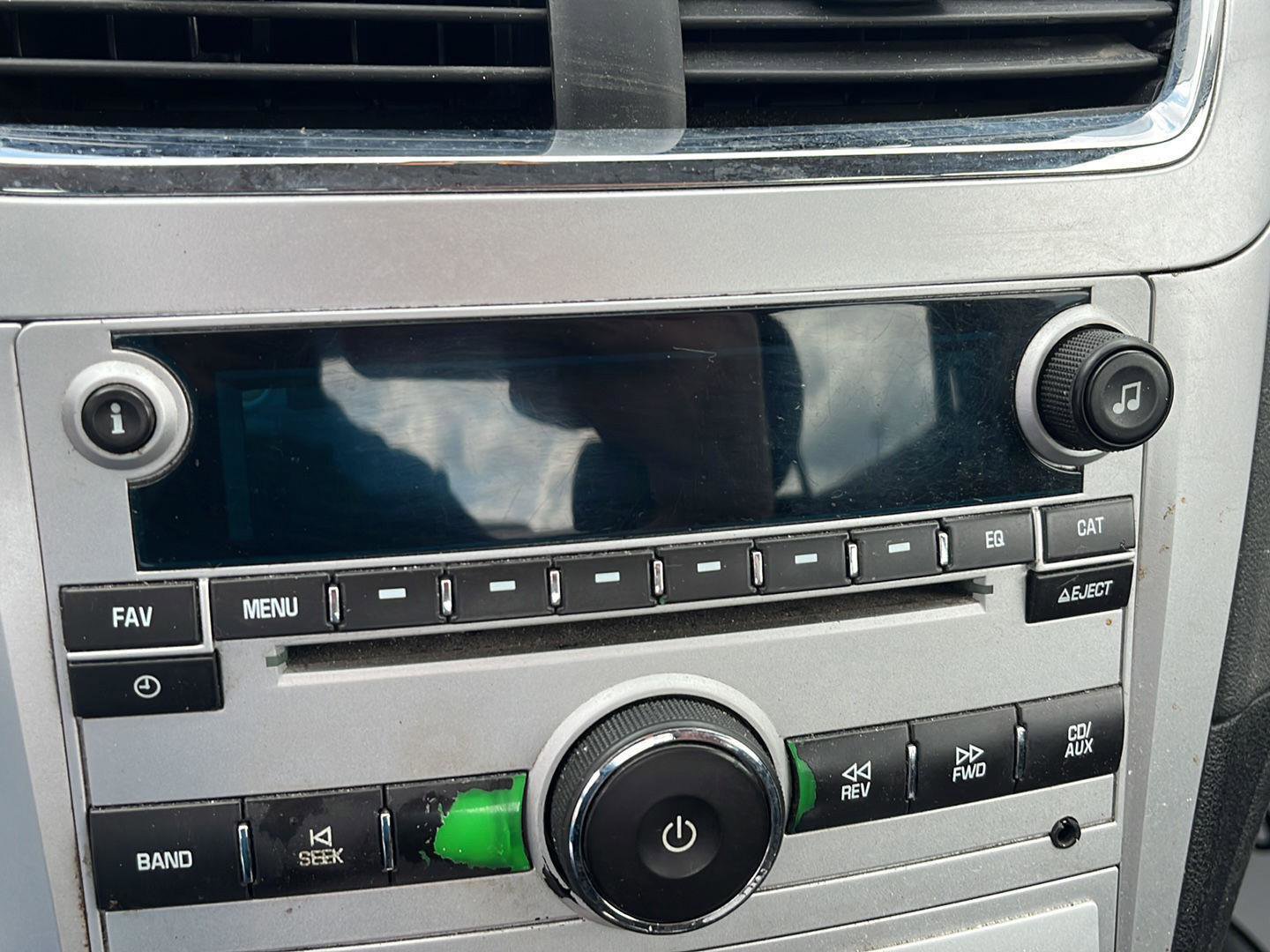 Used 2011 Chevrolet Malibu LT FWD image 14