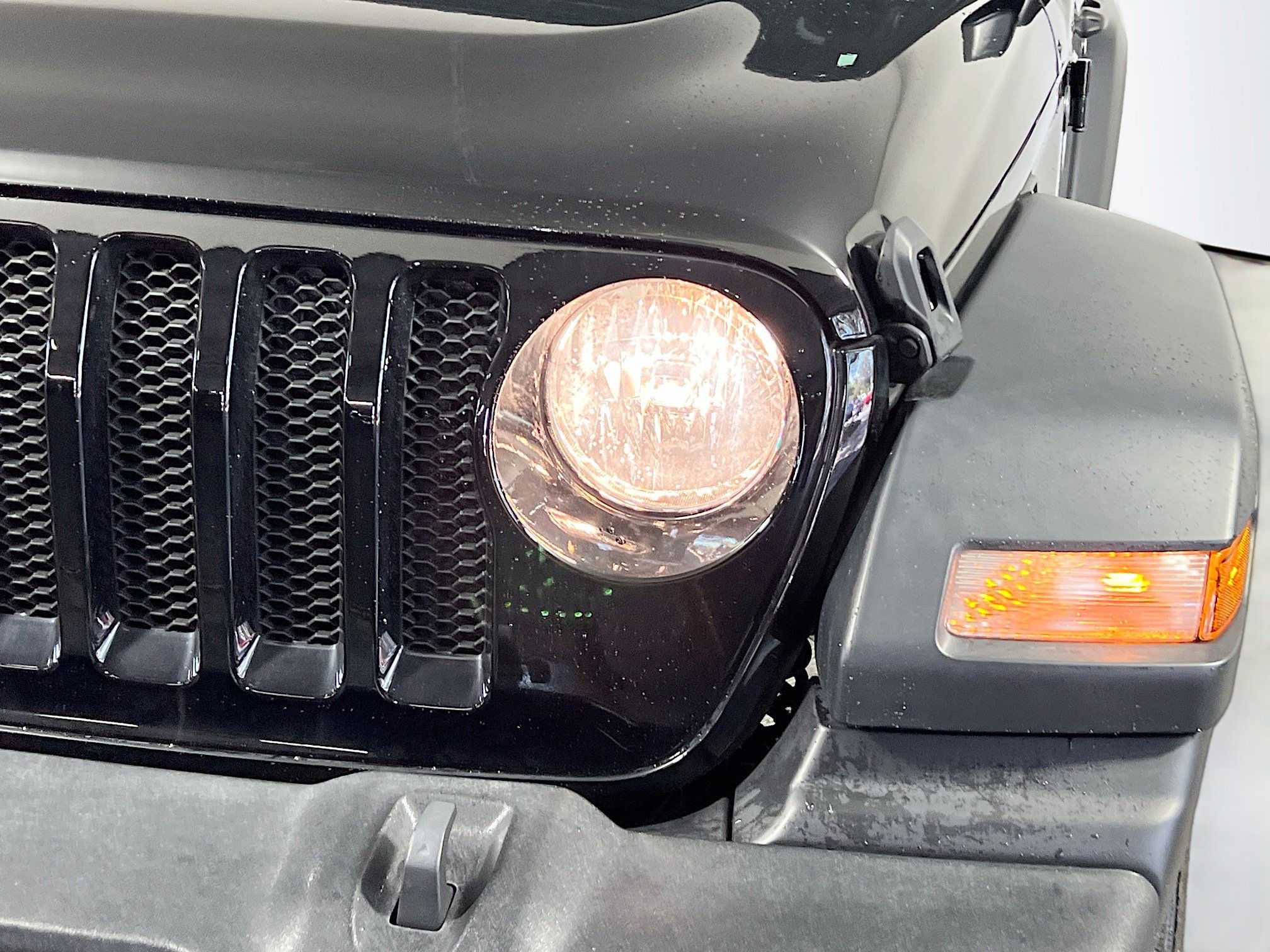 Used 2023 Jeep Wrangler Sport S AWD/4WD image 12