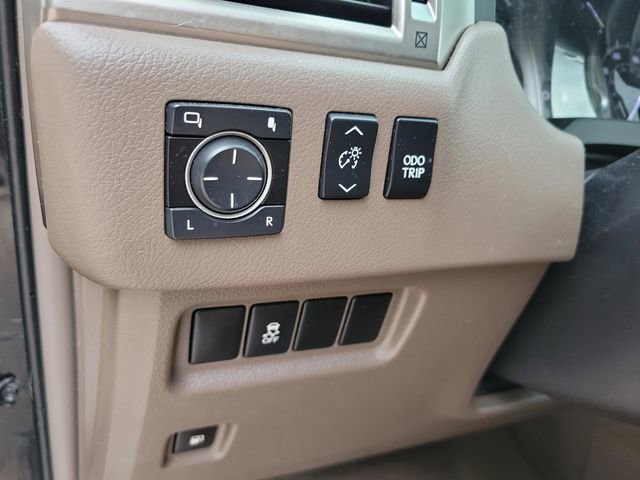 Used 2012 Lexus GX 460 w/ Comfort Plus Pkg AWD/4WD image 34