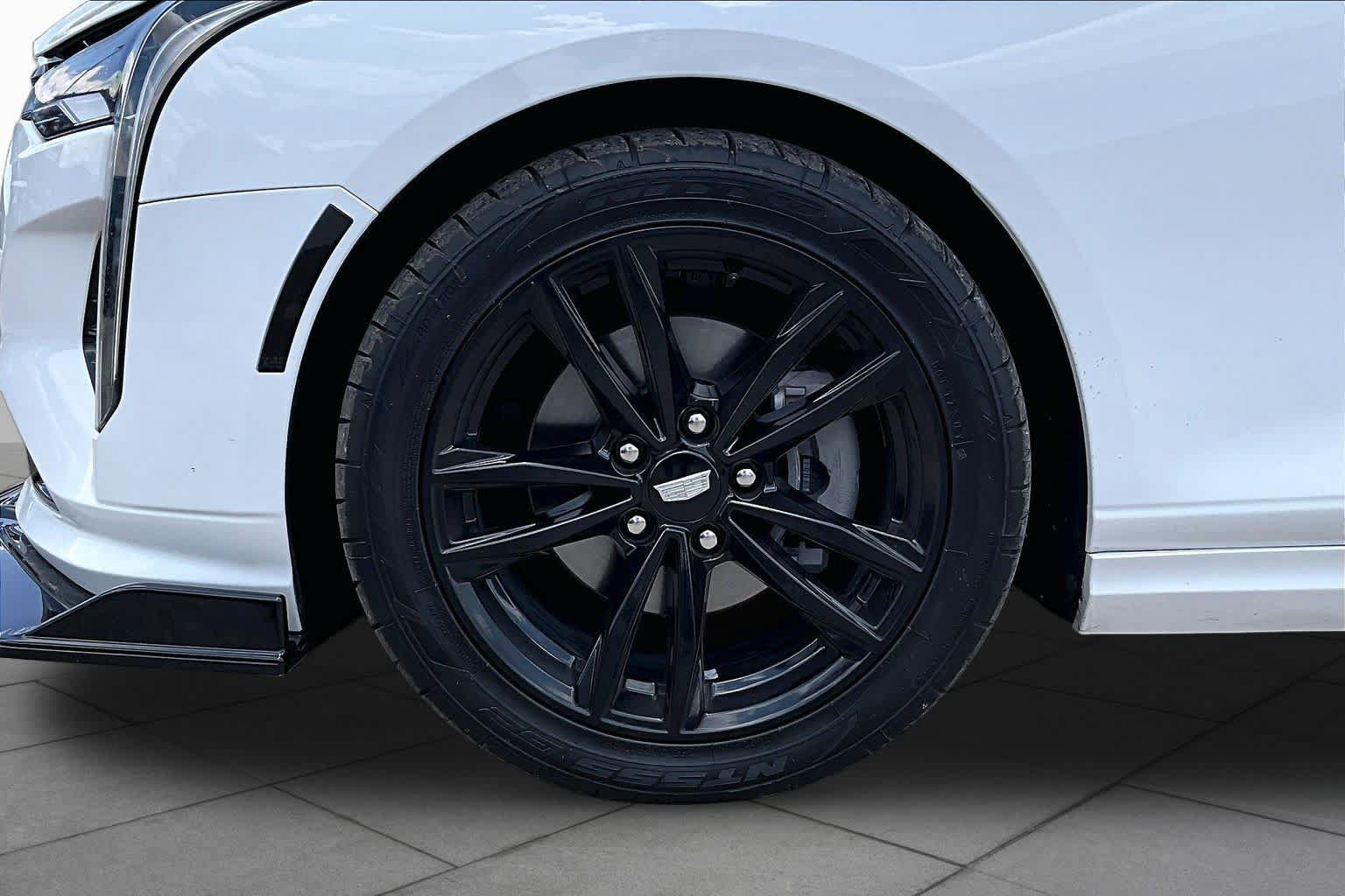 Used 2024 Cadillac CT4 Luxury RWD image 11