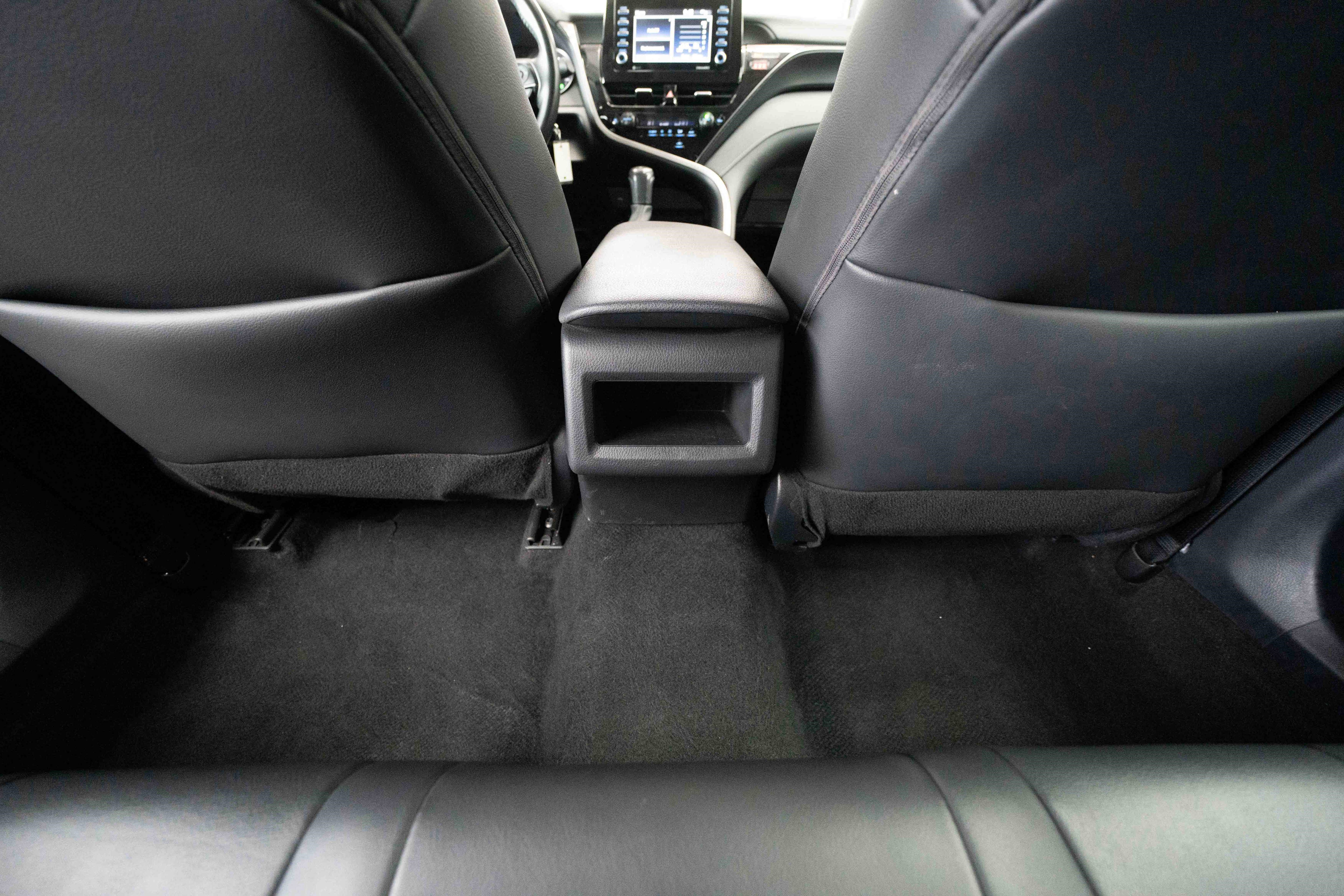 Used 2024 Toyota Camry SE image 22