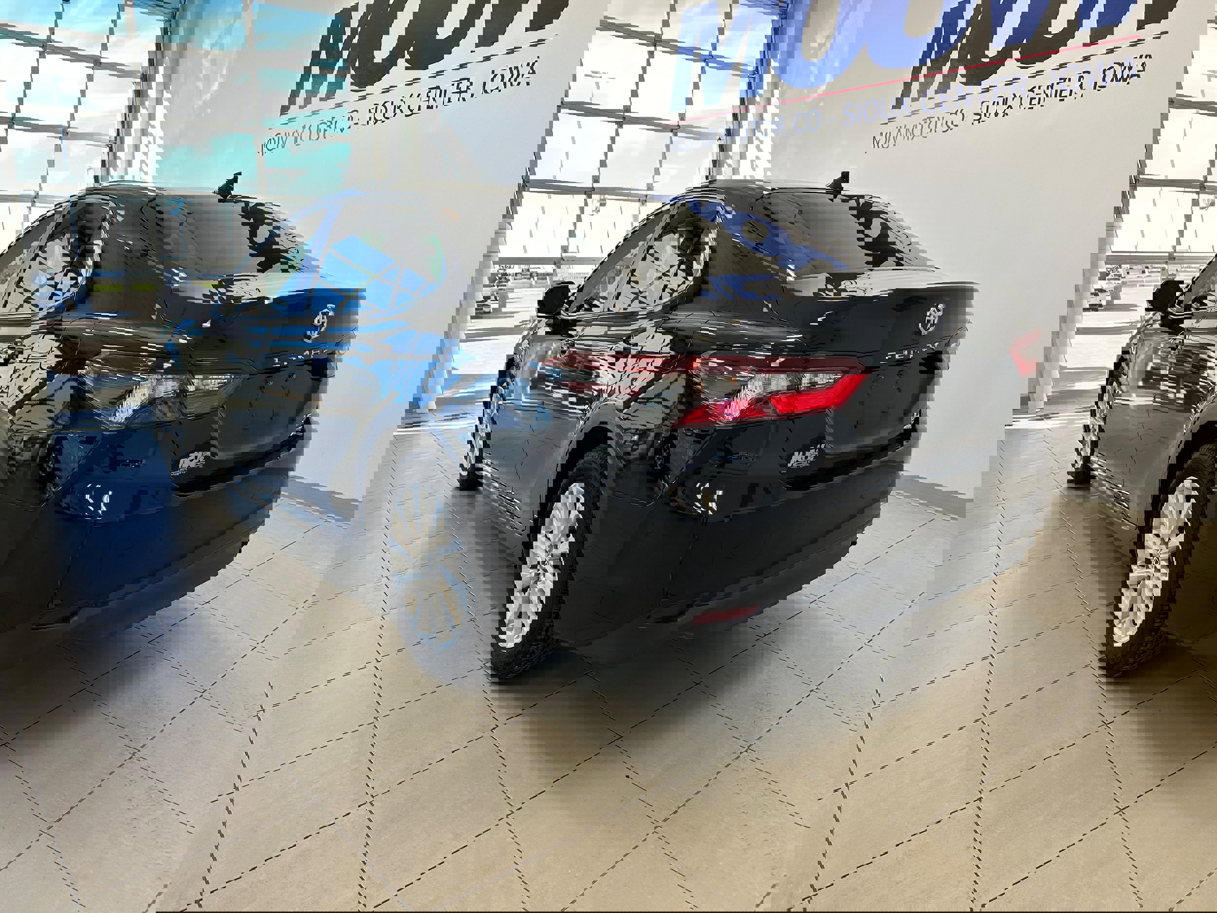 Used 2023 Toyota Camry LE image 6