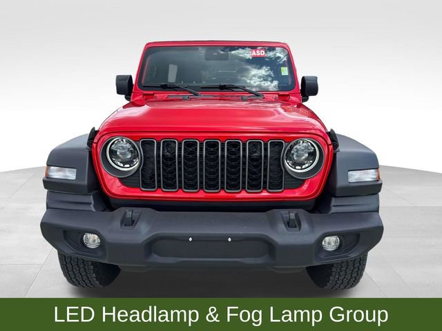 Used 2025 Jeep Wrangler Unlimited Sport AWD/4WD image 2