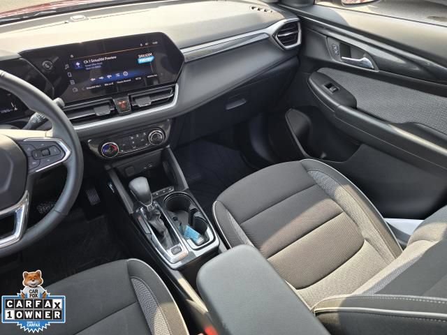 Used 2024 Chevrolet TrailBlazer LT w/ LT Cold Weather Package FWD image 14