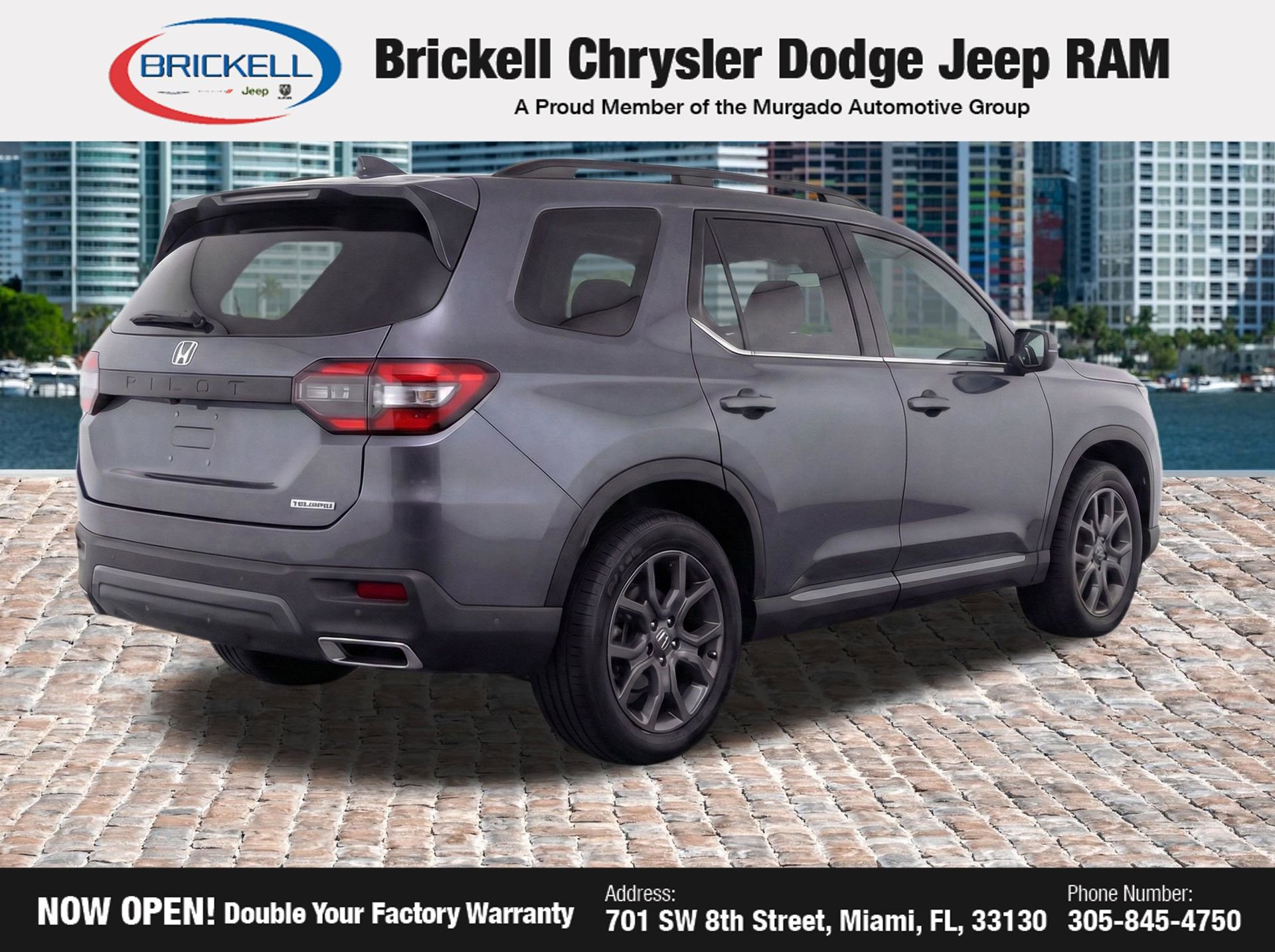 Used 2024 Honda Pilot Touring image 4