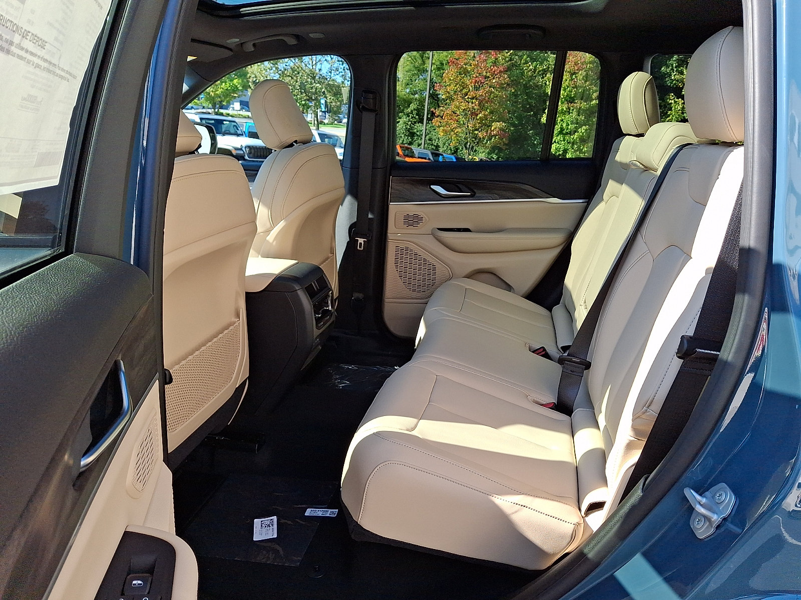 New 2027 Jeep Grand Cherokee Limited AWD/4WD image 6