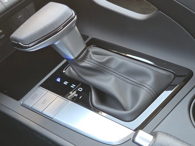 New 2026 Hyundai Elantra SE FWD image 31