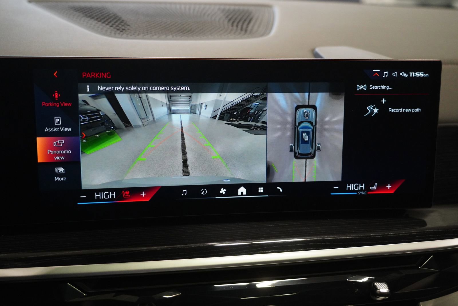 Used 2025 BMW X5 M60i image 23