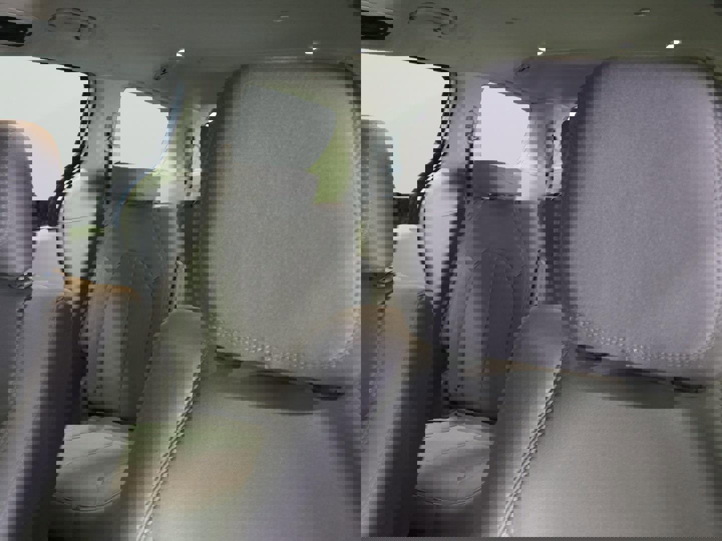 Used 2017 Chrysler Pacifica Touring image 16