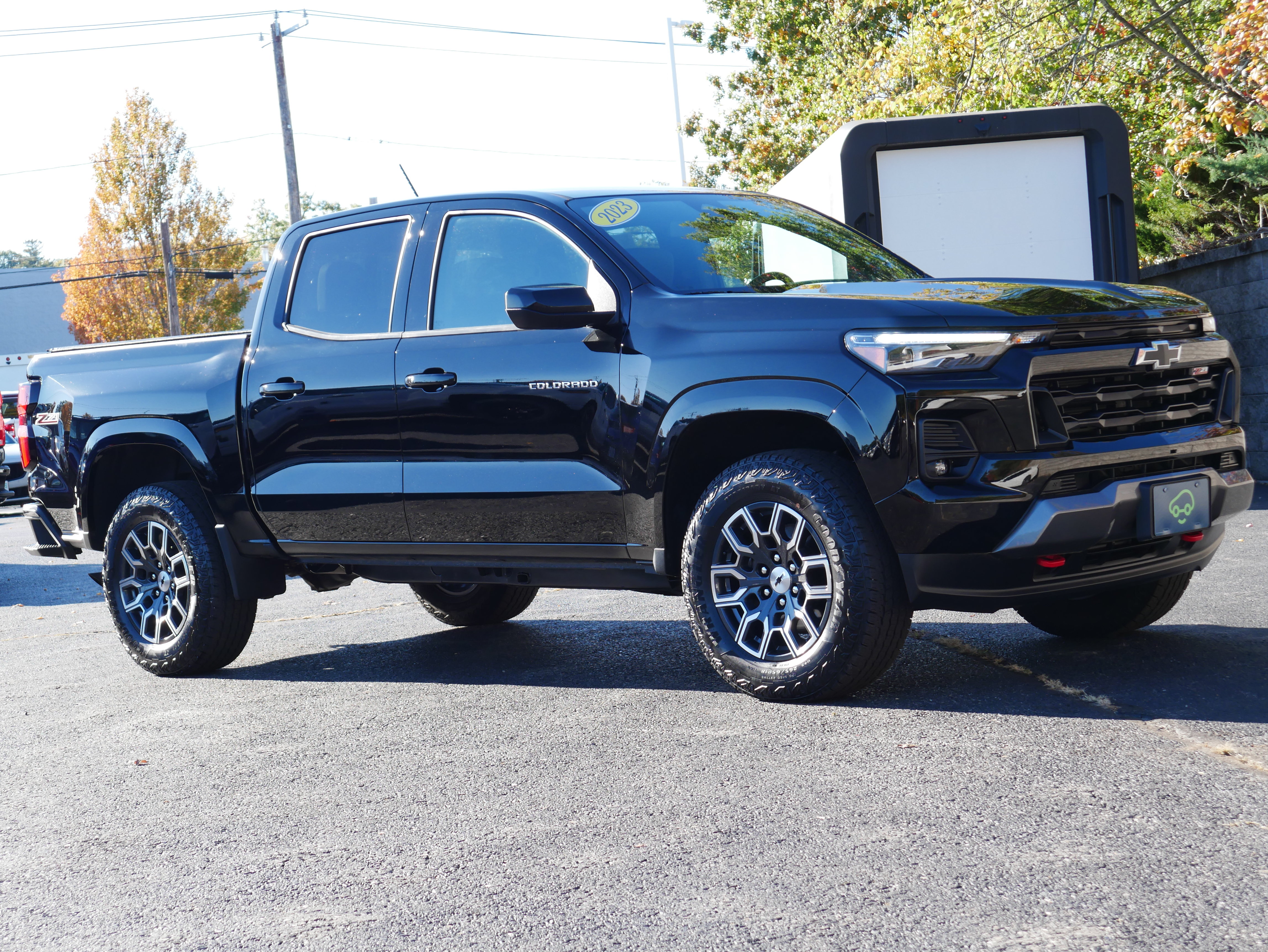 Used 2023 Chevrolet Colorado Z71 w/ Z71 Convenience Package 2 AWD/4WD image 10