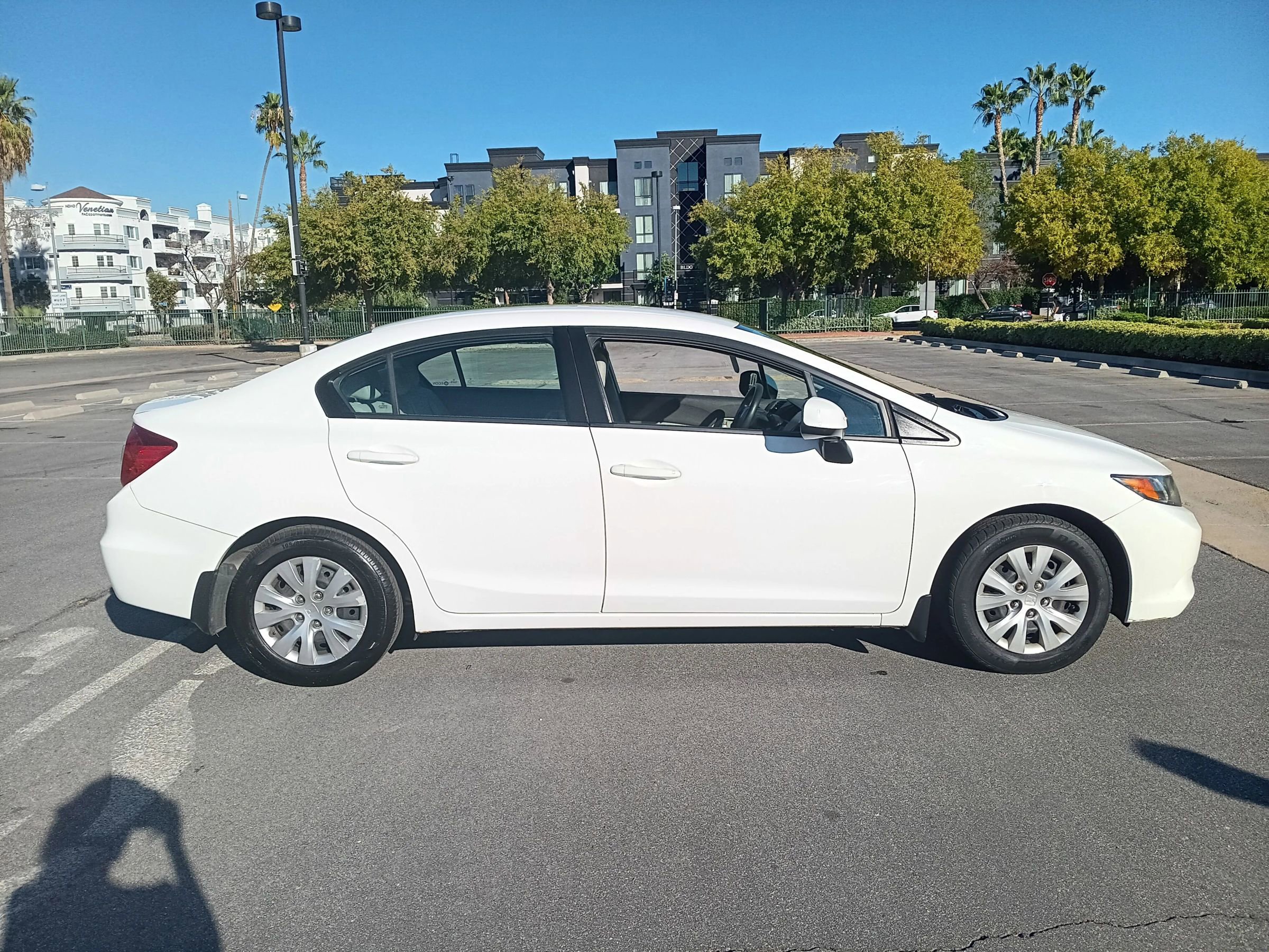 Used 2012 Honda Civic LX image 4