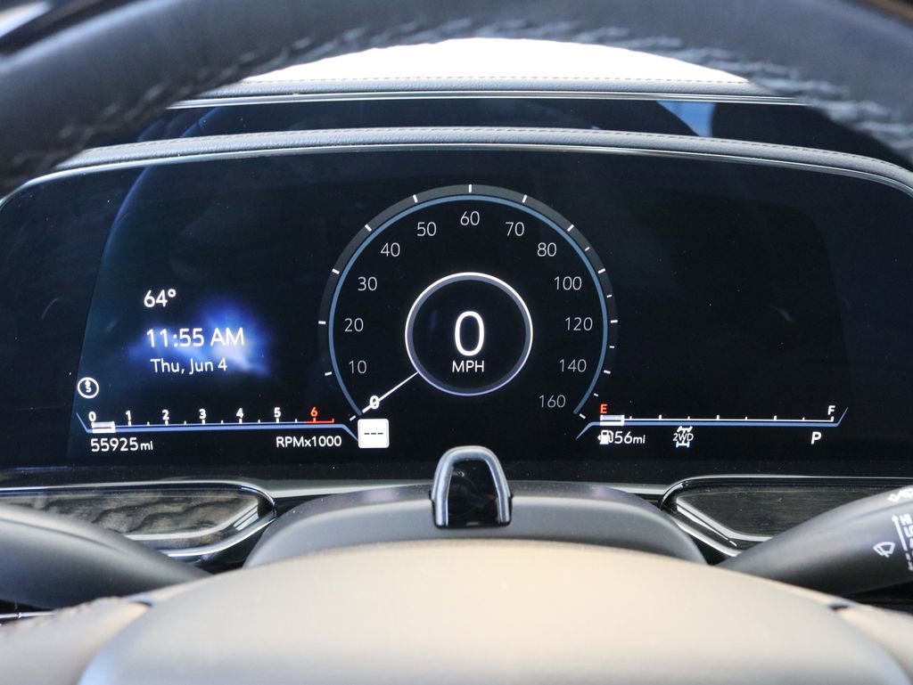 Used 2024 Cadillac Escalade Premium Luxury AWD/4WD image 20